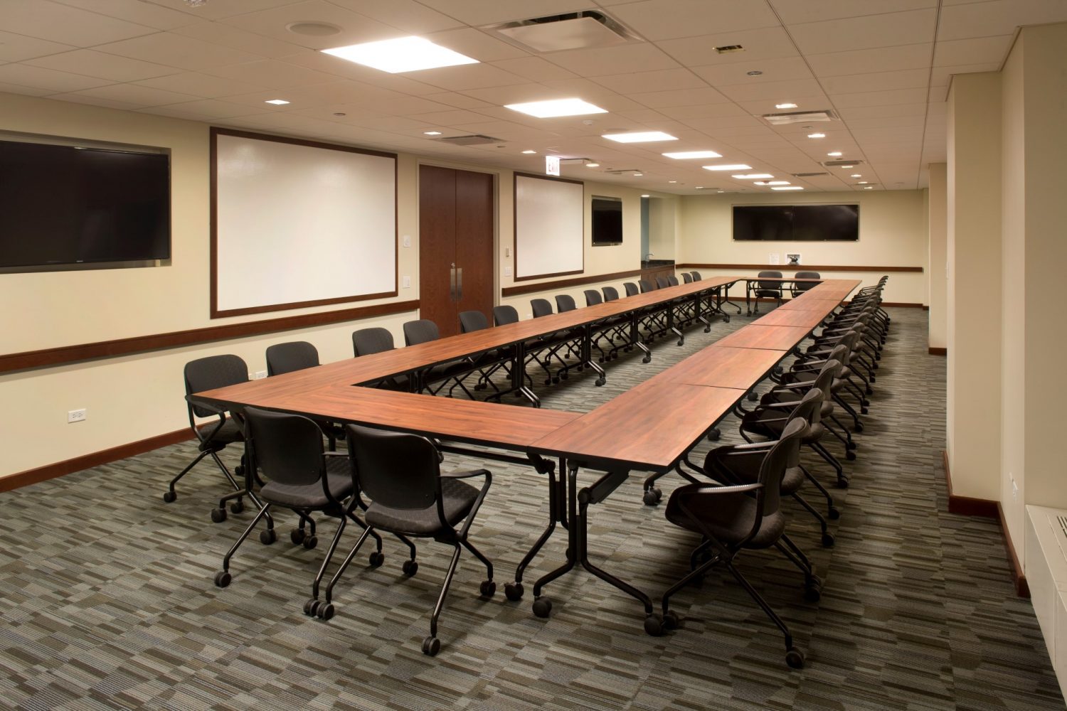 SYSTEMCENTER - Conference room furniture