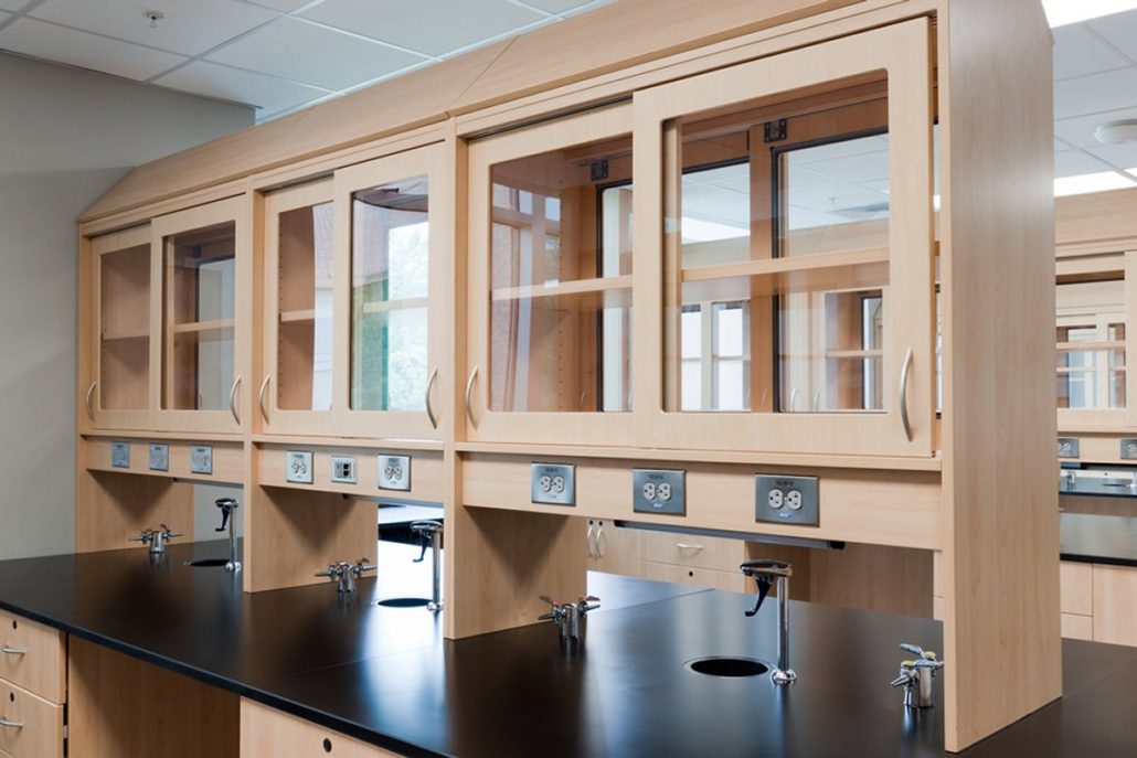 SYSTEMCENTER Hospital laboratory furniture and