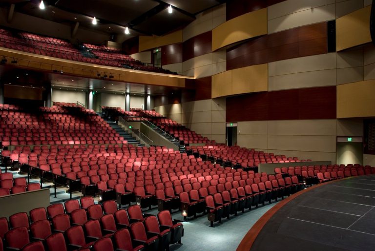 SYSTEMCENTER - Lecture hall furniture for schools