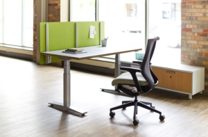 Height Adjustable Screen for Office Desk