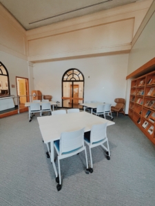 Study and Collaborative Area for Classroom
